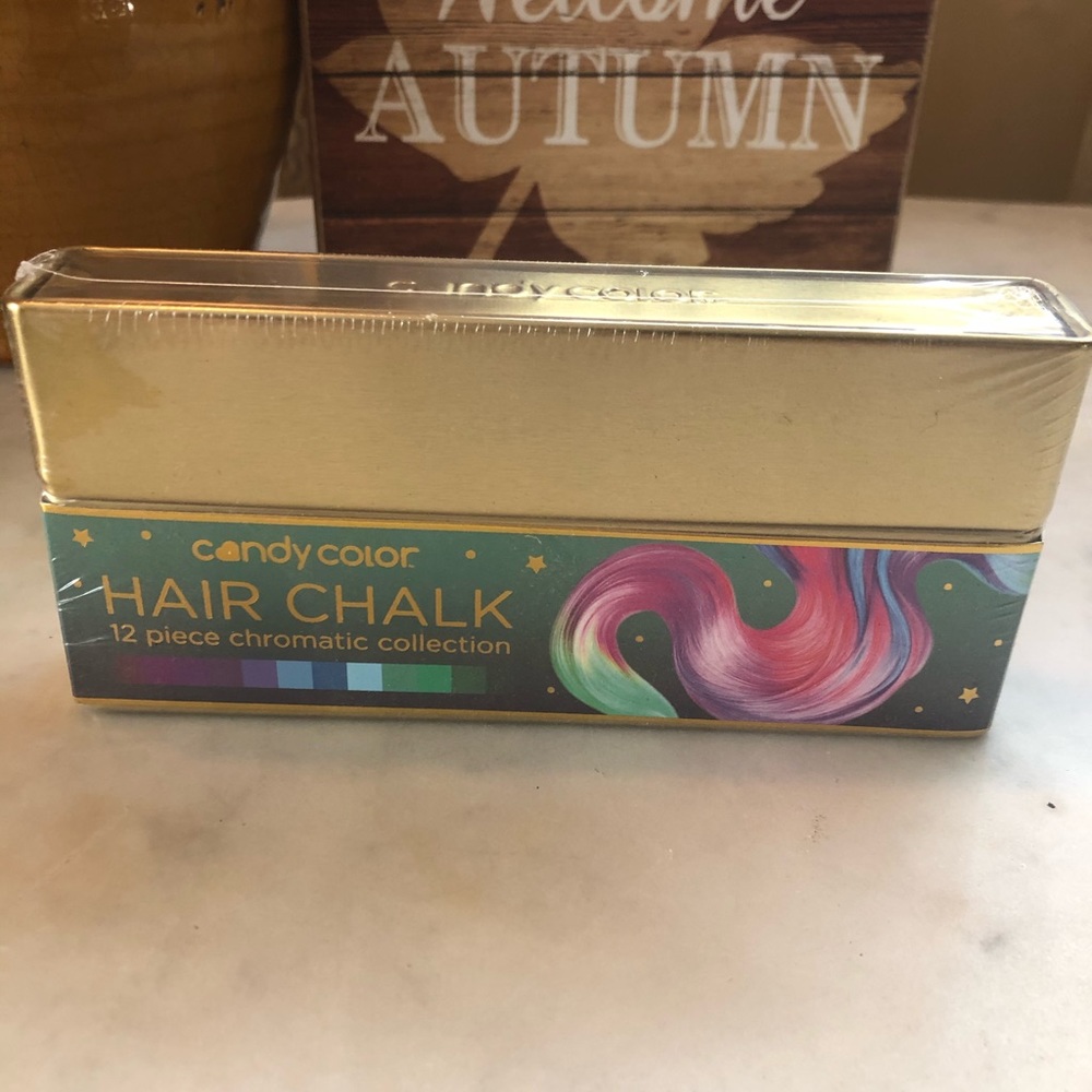 Hair Chalk! Perfect for Halloween 🎃